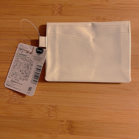 🎉3/$30 NEW Sanrio Cinnamoroll Card Holder Coin Purse Wallet - Picture 4 of 9